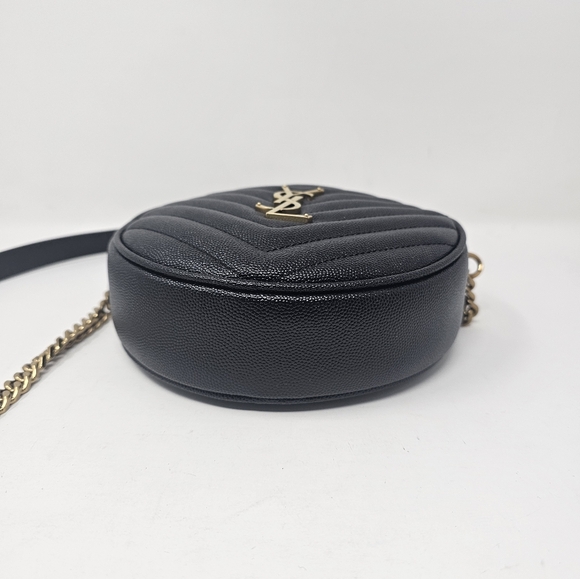 Yves Saint Laurent Paris Vinyle Round Camera Shoulder Bag - Picture 8 of 16
